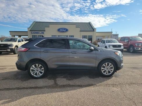 Used 2022 Ford Edge Titanium image 20