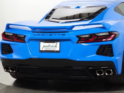 Used 2021 Chevrolet Corvette Stingray Preferred Cpe w/ Z51 Performance Package RWD image 10