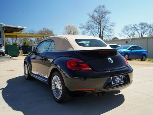 Used 2014 Volkswagen Beetle 2.5 image 4