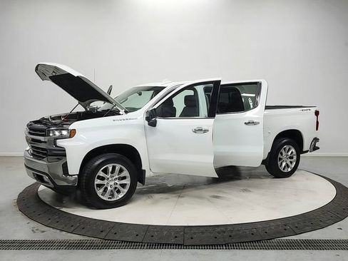 Used 2021 Chevrolet Silverado 1500 LTZ AWD/4WD image 11