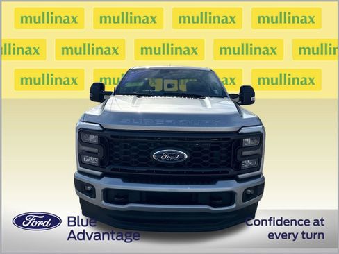 Used 2024 Ford F250 Lariat w/ Sport Appearance Package image 11