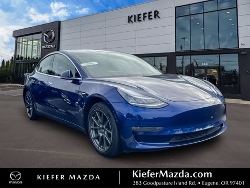 Used 2018 Tesla Model 3 Long Range RWD image 1