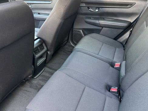 Used 2025 Honda CR-V LX image 26