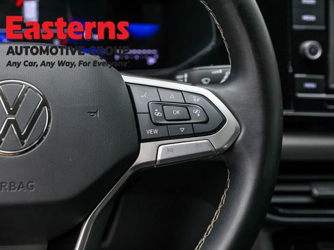 Used 2024 Volkswagen Taos S image 16