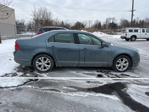 Used 2012 Ford Fusion SE image 4