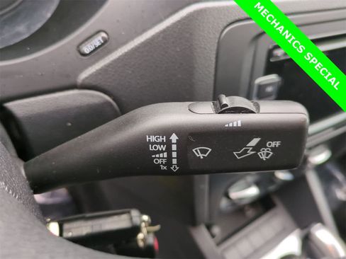 Used 2011 Volkswagen Jetta SE image 24