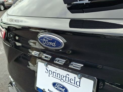 Used 2022 Ford Edge SEL w/ Convenience Package image 30