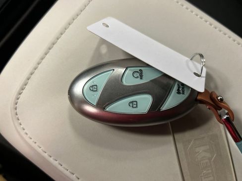 Used 2025 Hyundai Ioniq 5 SE image 20