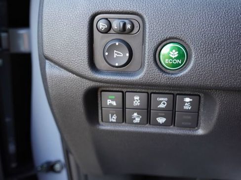 Used 2025 Honda Ridgeline Black Edition image 26