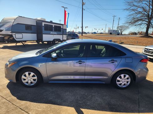 Used 2021 Toyota Corolla L image 7