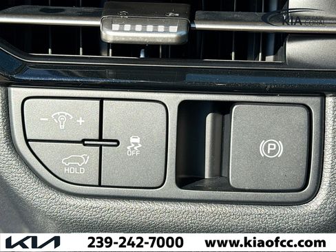 New 2026 Kia Sportage EX w/ EX Panorama Roof Package image 34