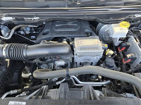 Used 2021 RAM 1500 Lone Star image 32