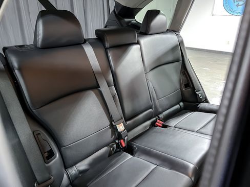 Used 2017 Subaru Outback 2.5i Limited image 19