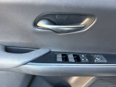 Used 2020 Lexus UX 250h F Sport w/ F Sport Premium Package AWD/4WD image 12