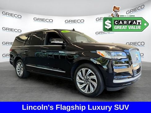 Used 2022 Lincoln Navigator L Reserve RWD image 1