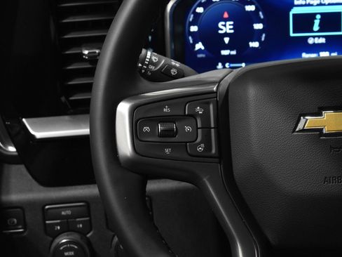 Used 2026 Chevrolet Silverado 1500 LT image 8