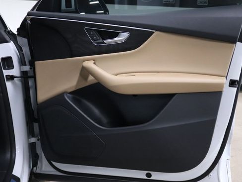 Used 2023 Audi Q8 Premium w/ Convenience Package image 21