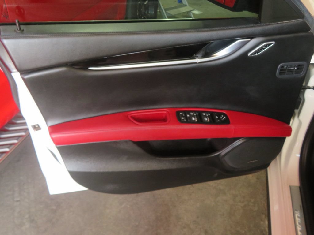 Used 2017 Maserati Ghibli S RWD image 17