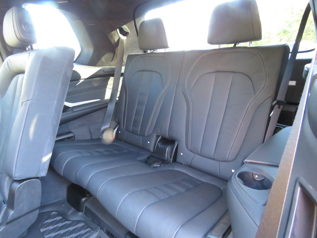 Used 2019 BMW X7 xDrive40i w/ Premium Package AWD/4WD image 23