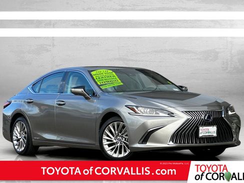 Used 2020 Lexus ES 300h w/ Luxury Package image 1