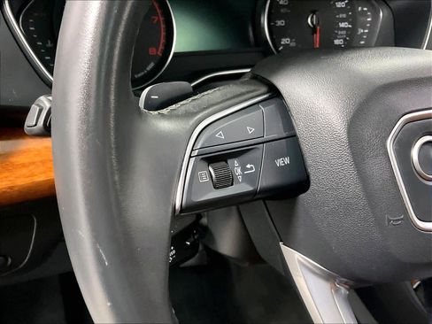 Used 2023 Audi Q5 2.0T Premium w/ Convenience Package image 24