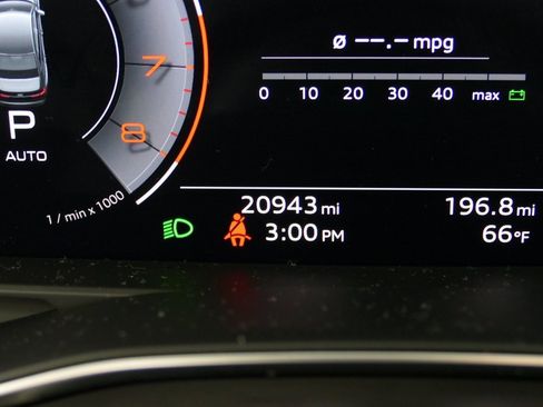 Used 2022 Audi A6 Premium Plus image 17