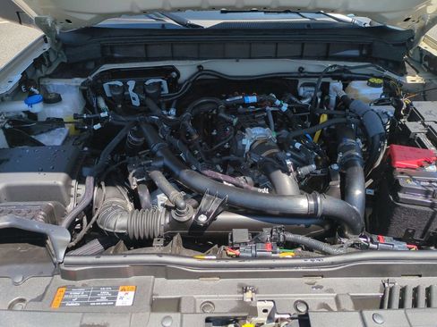 Used 2025 Ford Bronco Outer Banks AWD/4WD image 29