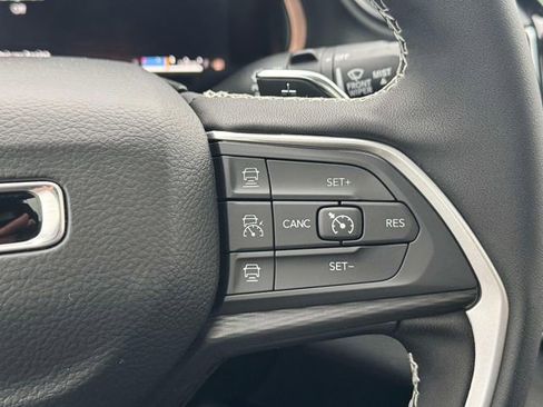 New 2026 Jeep Grand Cherokee Laredo image 21