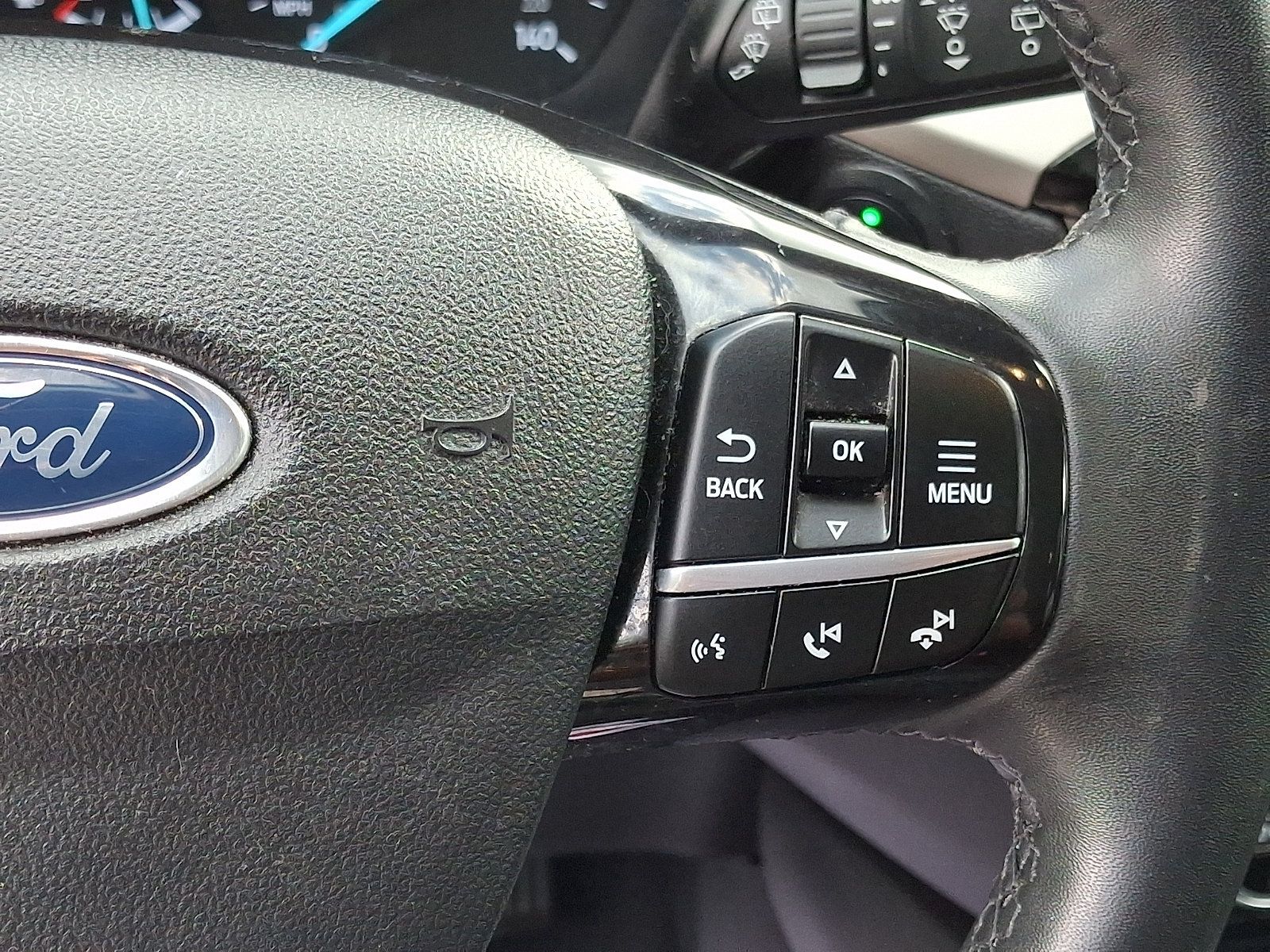 Certified 2021 Ford Escape SEL FWD image 22