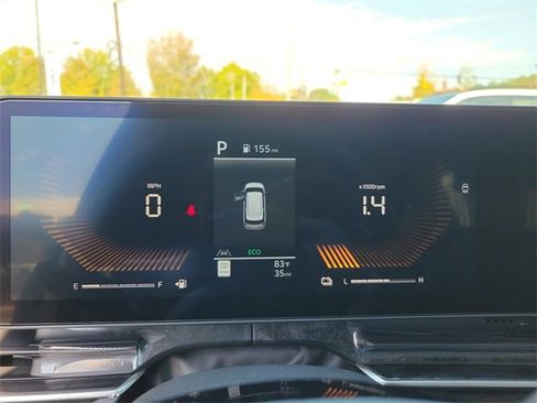 New 2026 Kia Carnival EX image 24