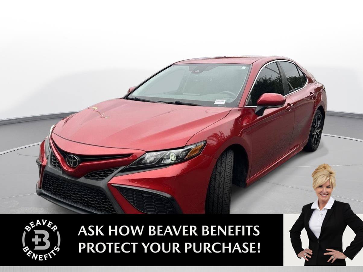 Certified 2022 Toyota Camry SE FWD image 1