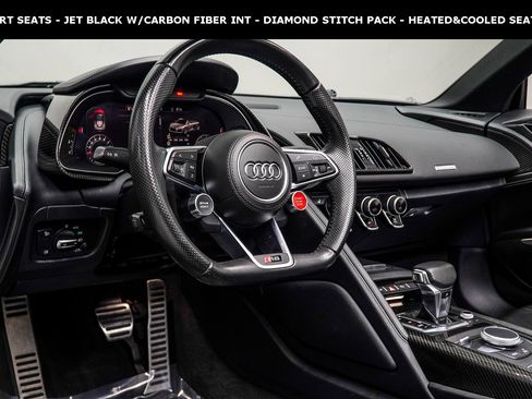 Used 2017 Audi R8 V10 w/ Carbon Exterior Package image 5