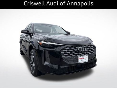 Certified 2025 Audi Q5 Premium w/ Convenience Package image 11