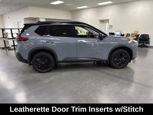 Used 2023 Nissan Rogue SV w/ SV Premium B Package AWD/4WD image 8