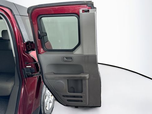 Used 2011 Honda Element EX image 23