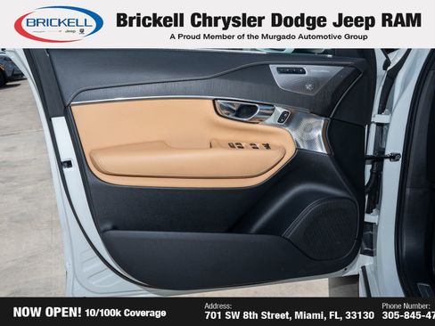 Used 2021 Volvo XC90 T8 Inscription w/ Protection Package Premier image 12