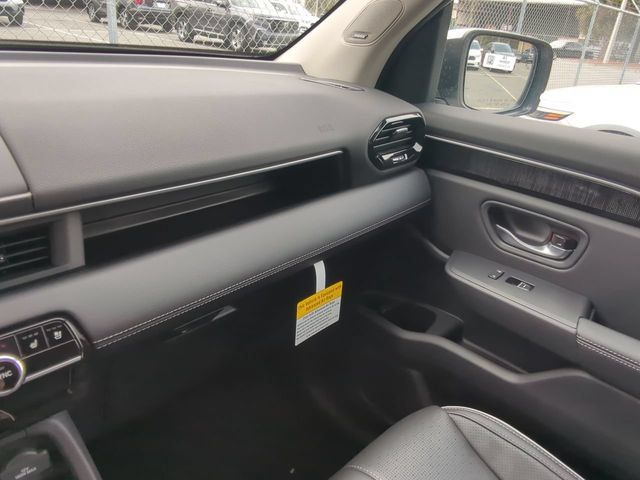 Used 2024 Honda Pilot Elite image 16