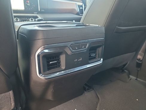 Used 2023 GMC Sierra 1500 Denali AWD/4WD image 17