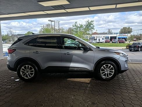 Used 2022 Ford Escape SE w/ Convenience Package image 5