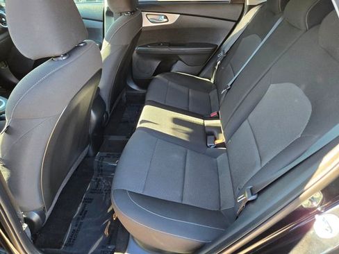 Used 2023 Kia Forte LXS w/ LXS Technology Package image 14