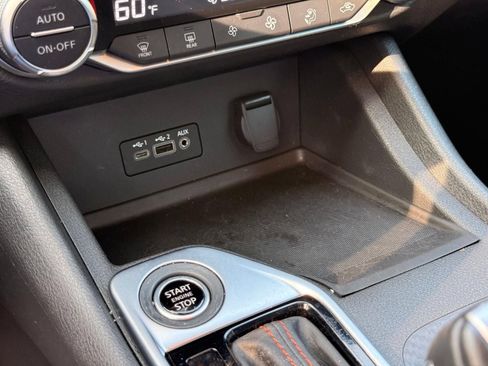 Used 2023 Nissan Sentra SR FWD image 44