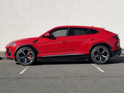 Used 2022 Lamborghini Urus