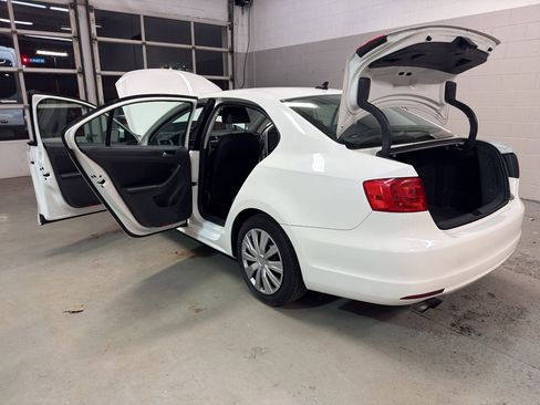 Used 2014 Volkswagen Jetta SE image 10