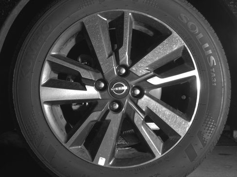Used 2025 Nissan Versa SV FWD image 12