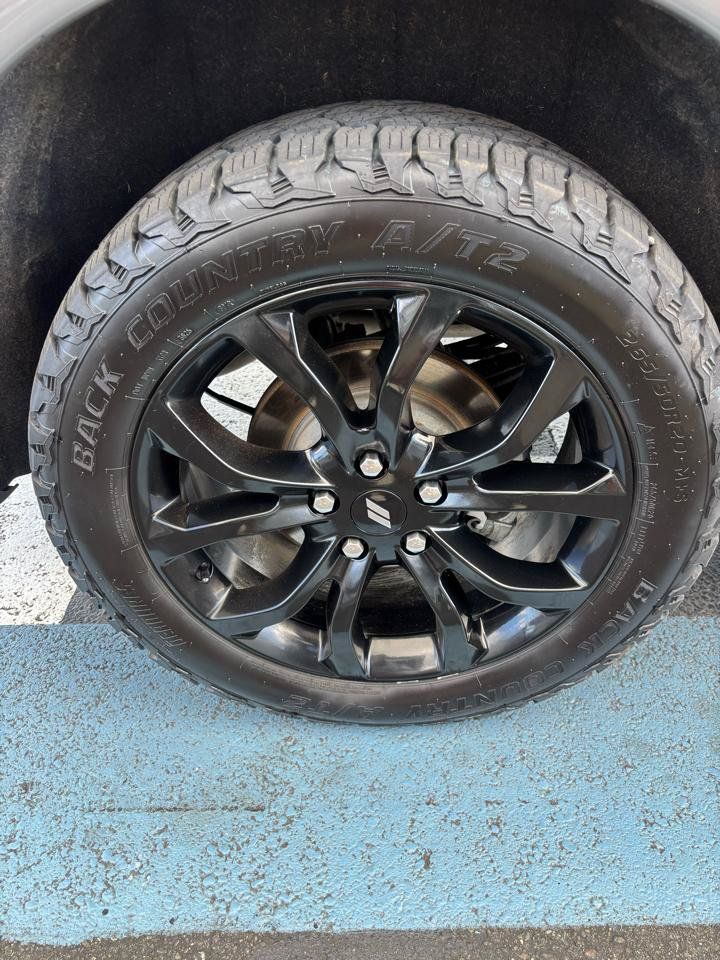 Used 2020 Dodge Durango SXT AWD/4WD image 25