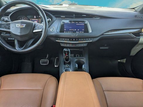 Used 2023 Cadillac XT4 Sport FWD image 18