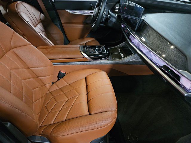 Certified 2023 BMW 760i xDrive AWD/4WD image 22