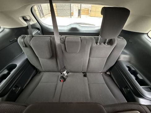 Used 2019 Subaru Ascent Premium image 14