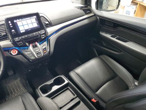 Certified 2023 Honda Odyssey Touring image 18