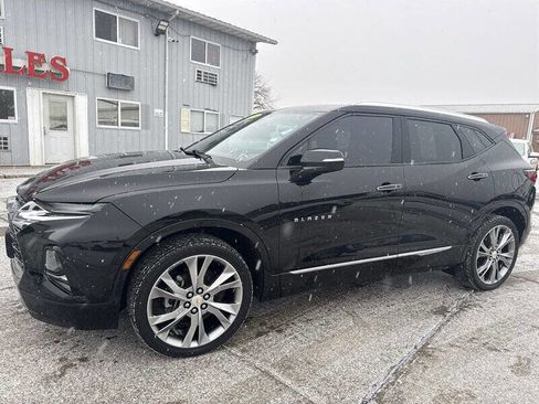 Used 2019 Chevrolet Blazer Premier w/ Sun and Wheels Package image 2